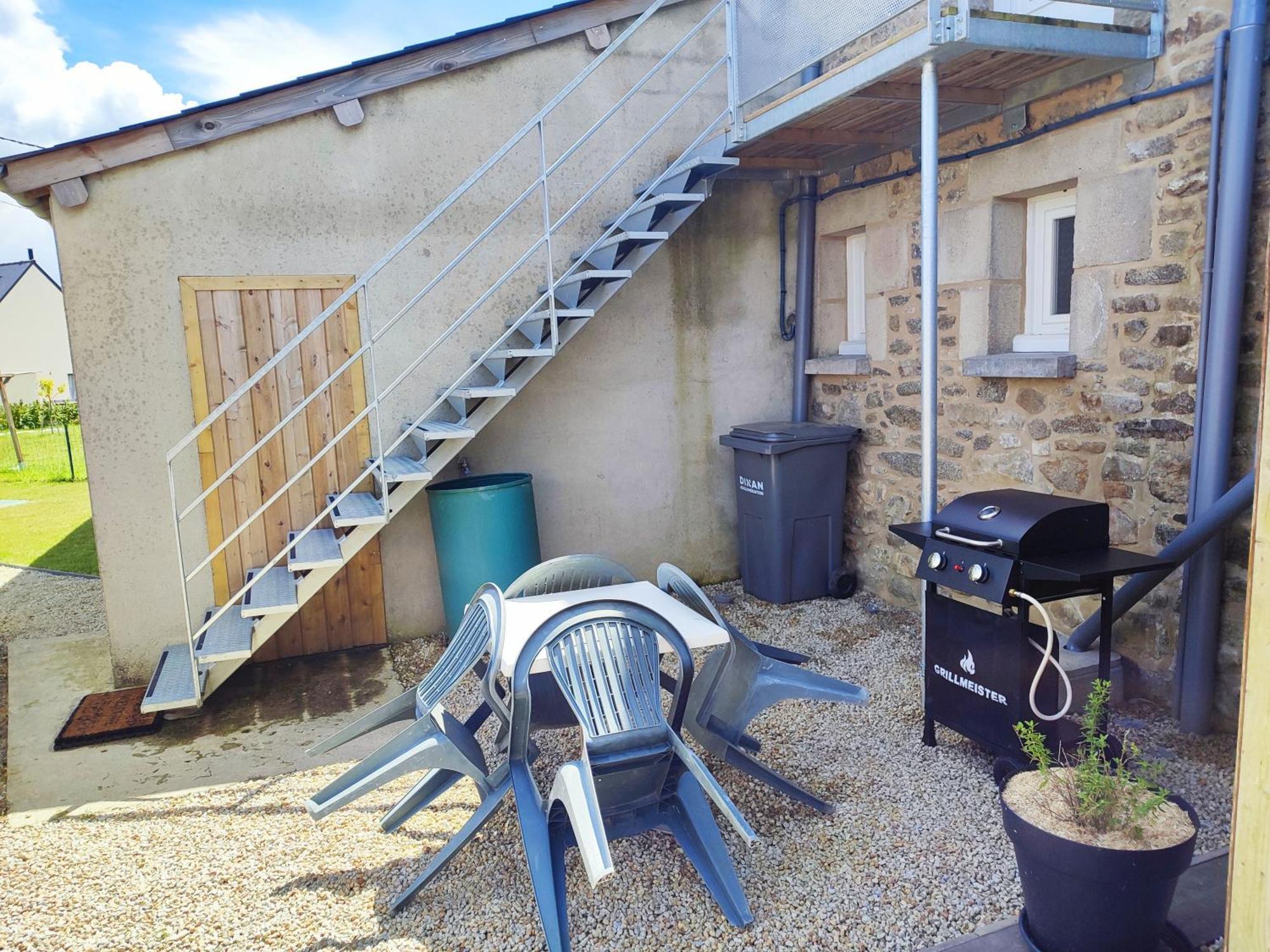 Gite Des Mezieres Brusvily Exteriér fotografie